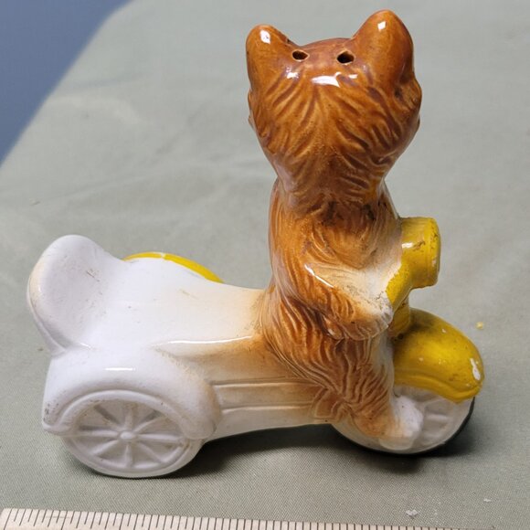 Vintage cat on a 3 wheeler shaker - Picture 5 of 10